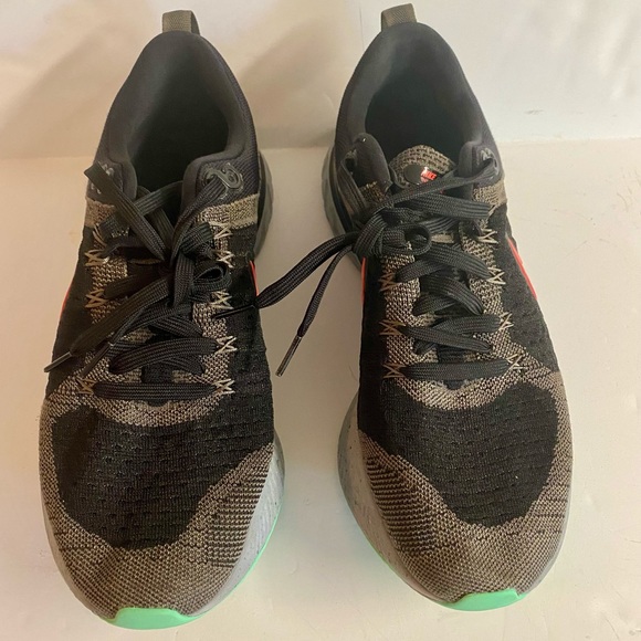 Nike React Infinity Running Shoes.Size 11.5 in excellent condition. - Picture 8 of 11